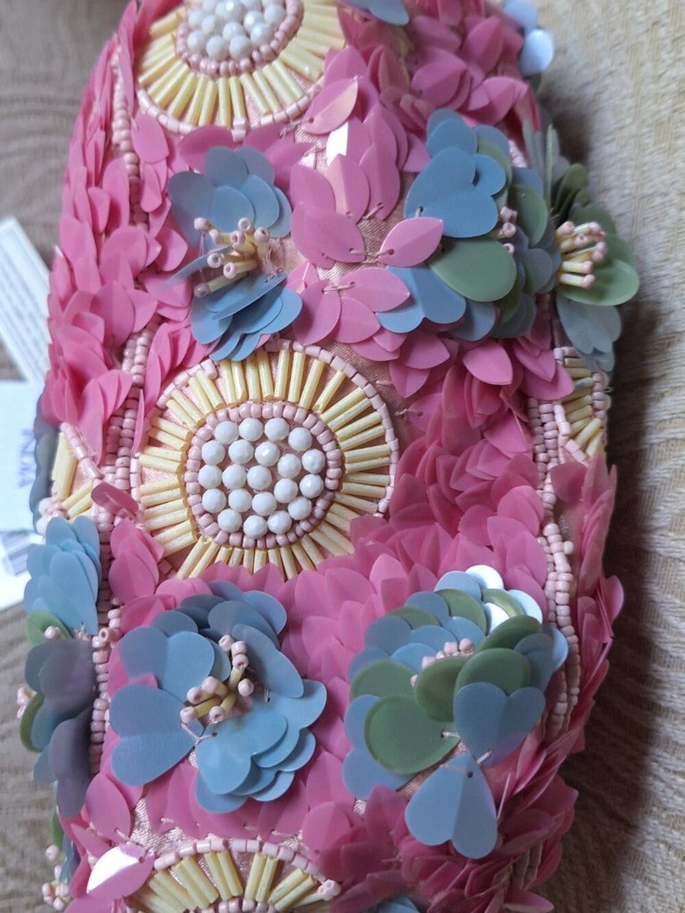 Hand beaded purse - Picture 3 of 12